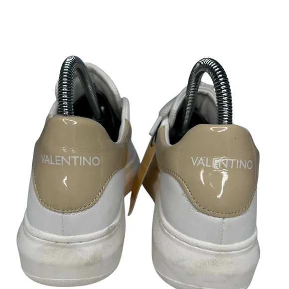 Valentino Women's White and Beige Fresia Low Top Sneakers. Sz:7-8